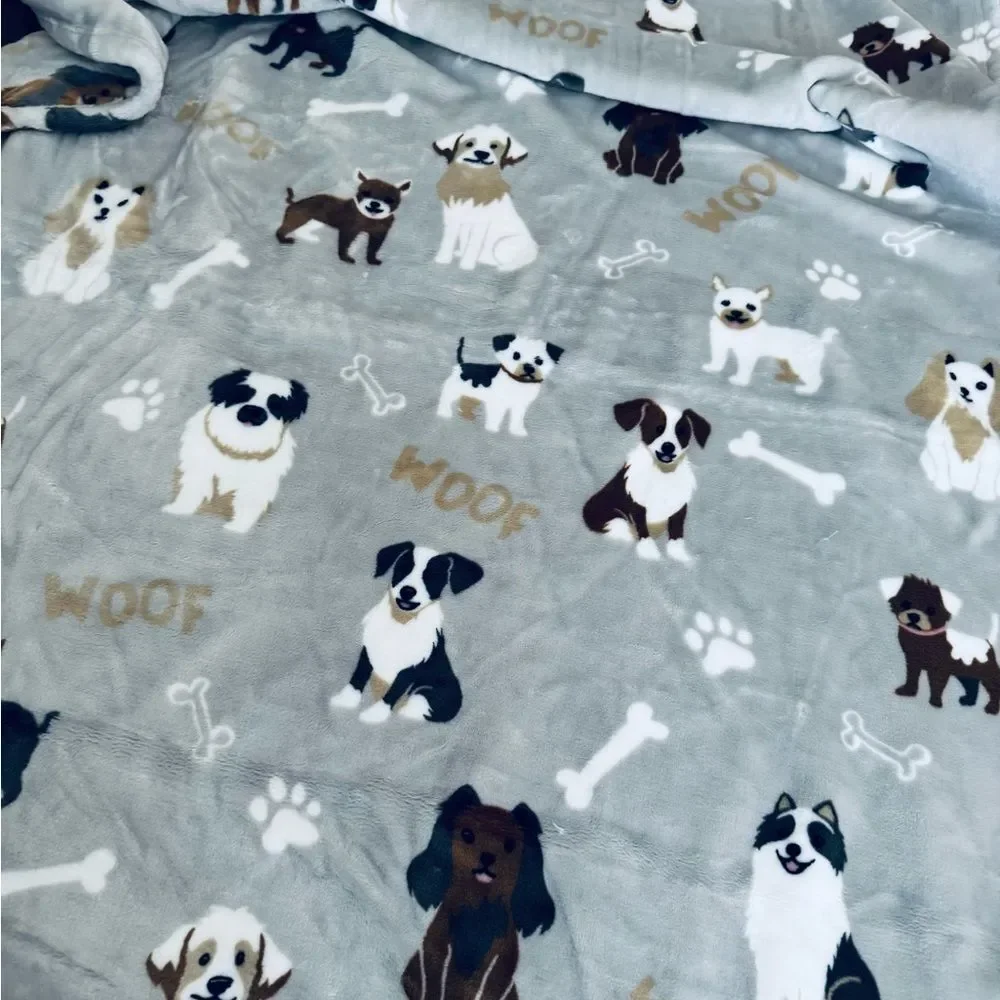 Plush Adorable Puppy Dogs Print Neutral Gray Rolled Pet Throw Blanket